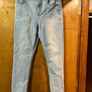 American Eagle Outfitters Light Blue Curvy Skinny Jeans